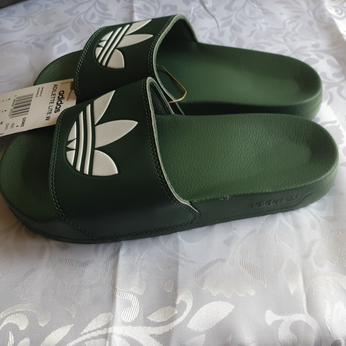 adidas adilette Lite W Green Uk6****Ref V27