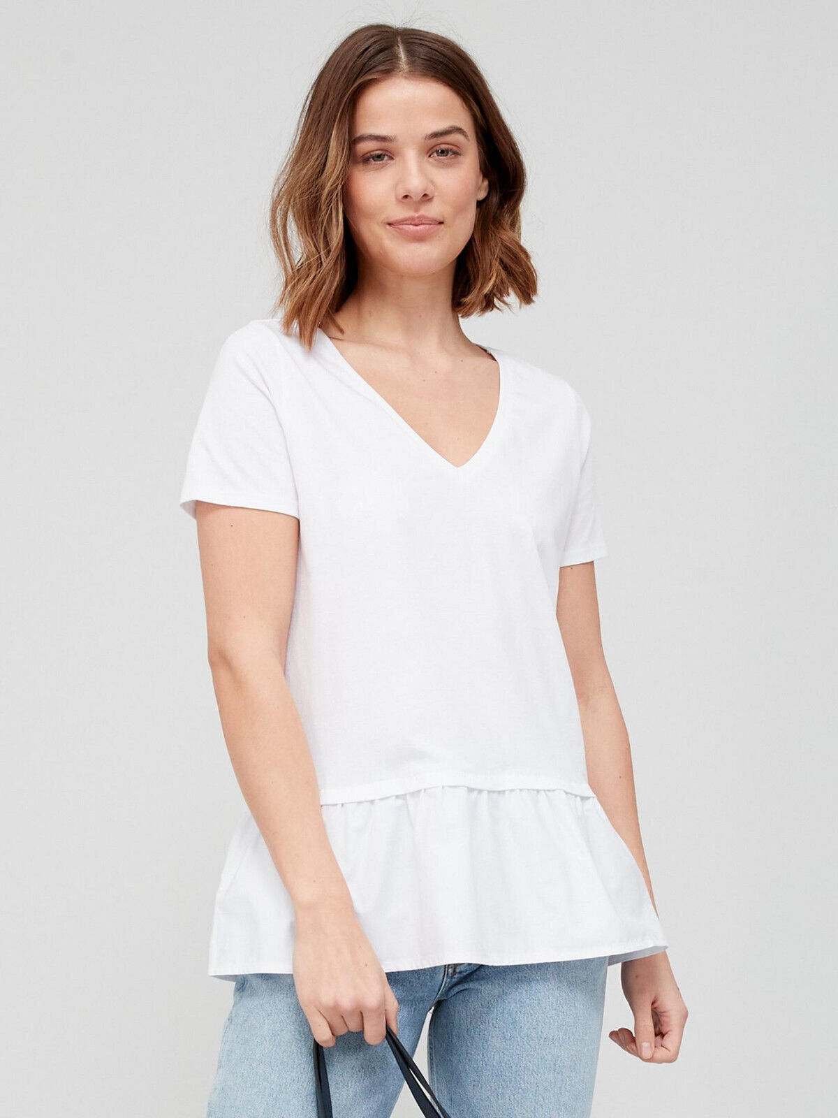 White Woven Frill Hem T-shirt Size 10 **** SW18