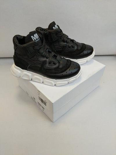 Maison Margiela MM6 Hightop Trainers. Kids UK 10. Black **** RefVS1