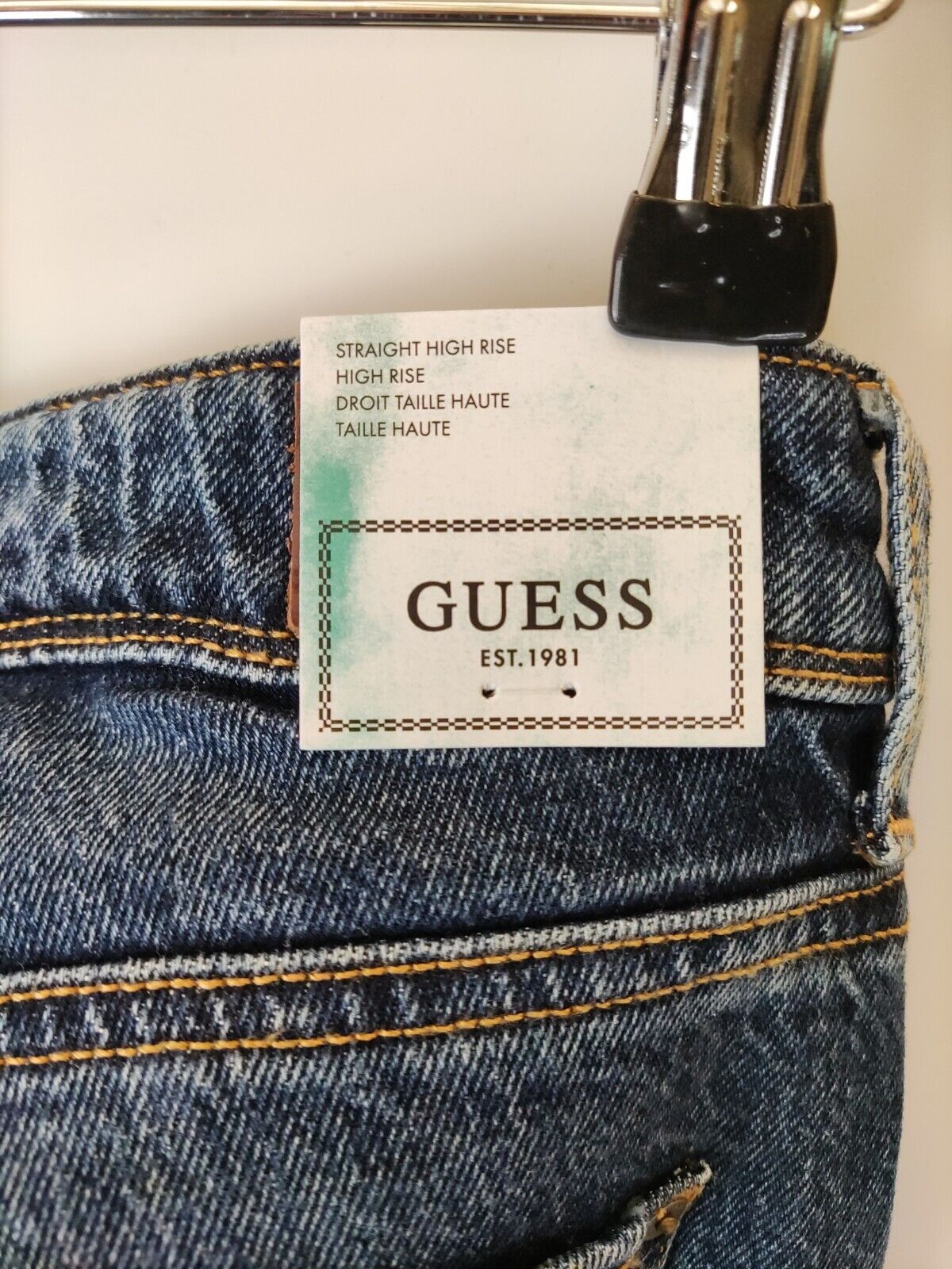 Guess 1981 Straight Leg Jean With Buckle Detail. Navy. Size 28W. ****V30