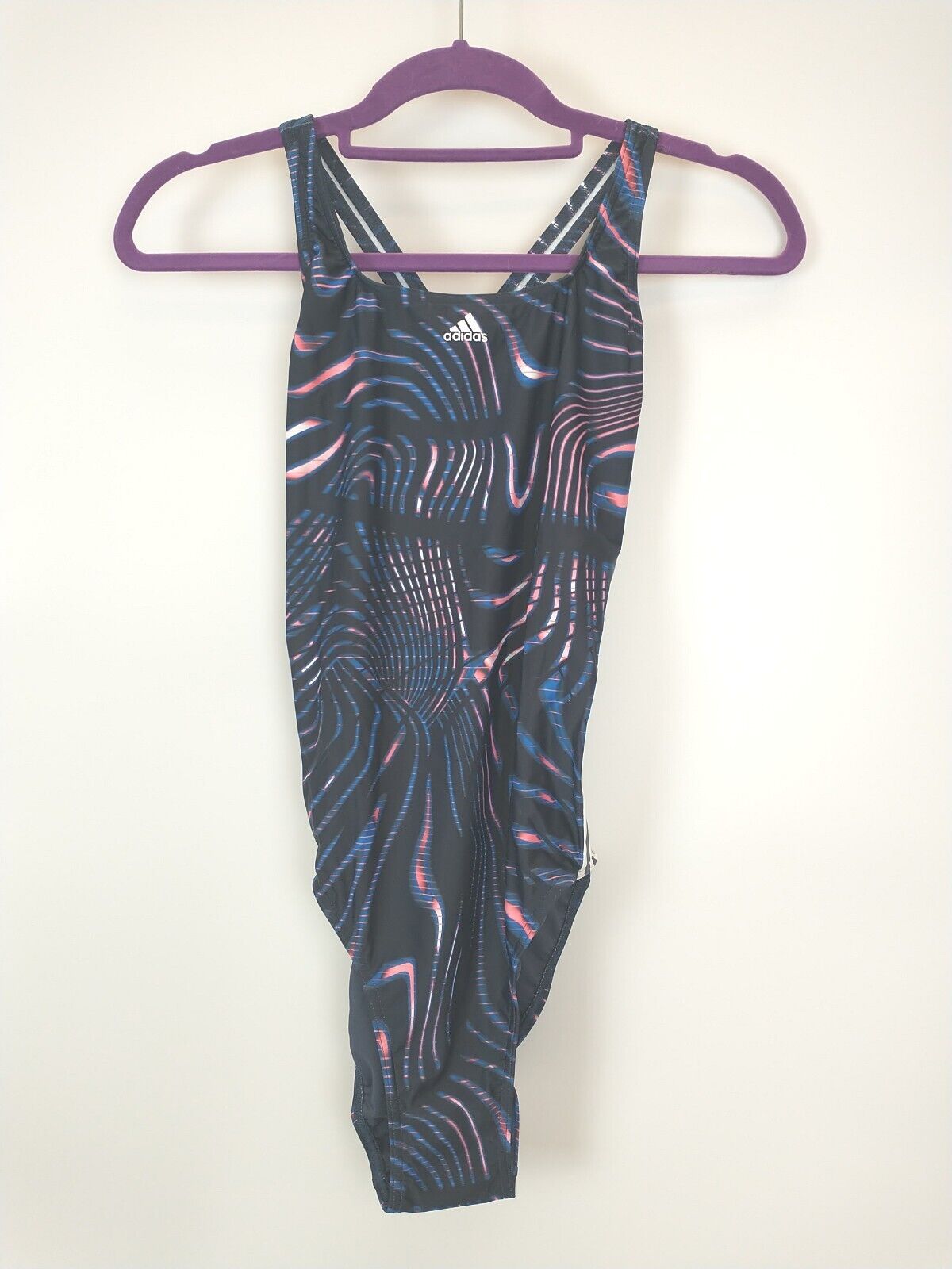 Adidas Souleaf Swimming Costume. UK Women's Medium (38) **** Ref V28