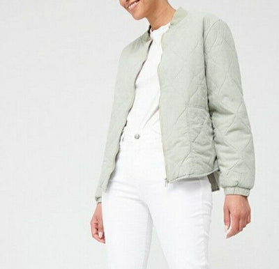 Quilted Cotton Bomber With Curve Sage Uk16****Ref V374