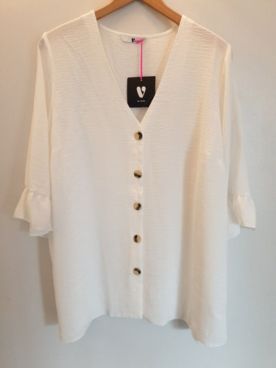 Button Front Angel Sleeve Blouse Ivory Uk22****Ref V363