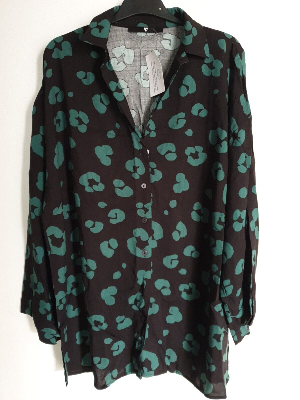 Green Animal Print Shirt Uk16****Ref V538