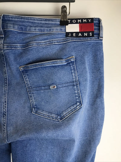 Tommy Jeans Sylvia High Rise Super Skinny - Blue Denim - W42 L32 **** Ref V32