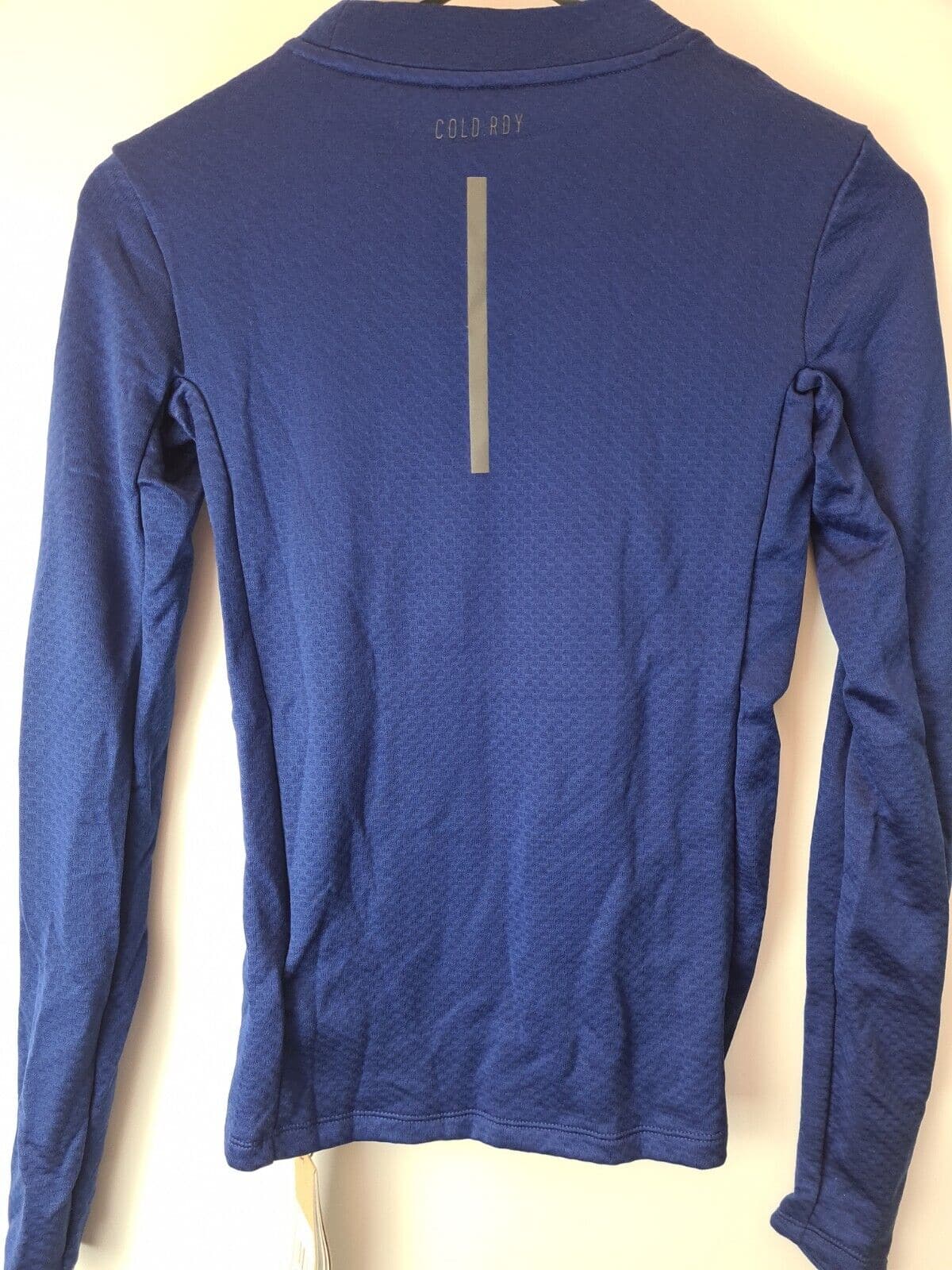 Adidas COLD.RDY Long Sleeve Womens Training Top Size XSmall **** V30 - Big_Stock_Clearance